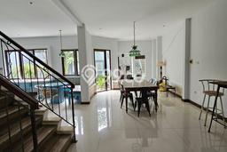 BEST PRICE! Rumah di Gading Serpong, Akses ke Fasilitas, 4 KT, LT 300m² LB 250m² BEST PRICE! Rumah di Gading Serpong, Akses ke Fasilitas, 4 KT, LT 300m² LB 250m²