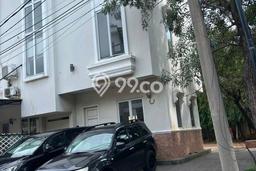 Disewakan Rumah Hoek Luass 3 Lantai Di Citra 2 Disewakan Rumah Hoek Luass 3 Lantai Di Citra 2