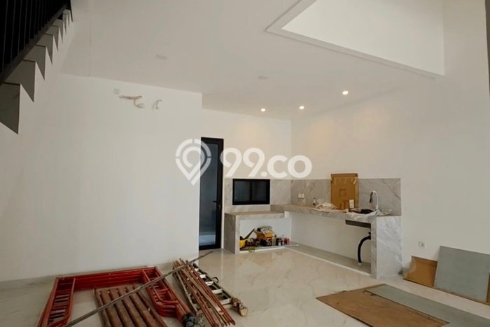 Rumah Elit Modern Tanpa Renovasi di Kalideres Jakarta Barat Rumah Elit Modern Tanpa Renovasi di Kalideres Jakarta Barat