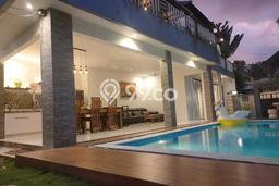 Hunian Mewah LB 250m2 Siap Huni Desain Elegan di Ungasan, Badung Hunian Mewah LB 250m2 Siap Huni Desain Elegan di Ungasan, Badung