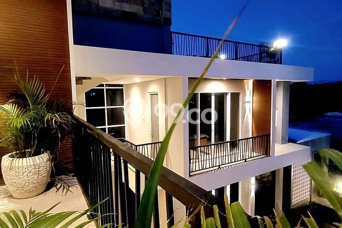 KESEMPATAN EMAS! Vila di , Dimensi 282m2m², Lokasi Elite dengan privasi terjaga KESEMPATAN EMAS! Vila di , Dimensi 282m2m², Lokasi Elite dengan privasi terjaga
