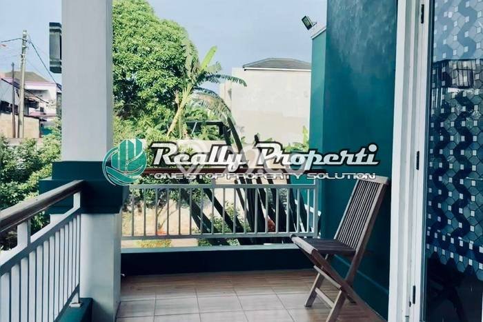 Dijual Hunian Rumah Terawat 4 KT di Jatiwarna, Bekasi Dijual Hunian Rumah Terawat 4 KT di Jatiwarna, Bekasi