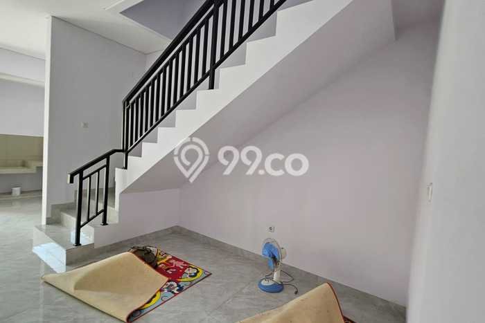 For Sale! Premium House LT 125m2 Desain Modern di Meruya For Sale! Premium House LT 125m2 Desain Modern di Meruya
