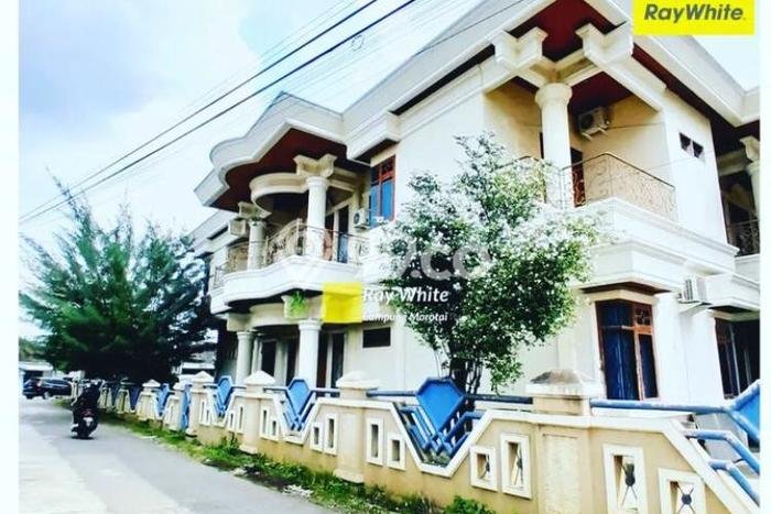 Rumah Eksklusif Dijual LT 1300m2 di Way Halim, Bandar Lampung Rumah Eksklusif Dijual LT 1300m2 di Way Halim, Bandar Lampung