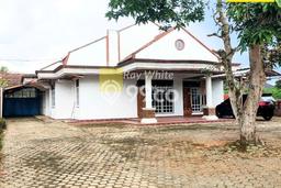 Hunian Cantik Modern Lb 435m2 di Kotabumi, Lampung Utara Hunian Cantik Modern Lb 435m2 di Kotabumi, Lampung Utara