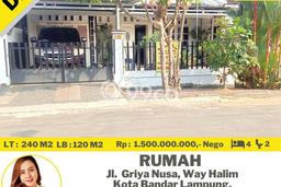 SEGERA MILIKI! Rumah di Way Halim, Bandar Lampung, LT 240m2m² Bangunan 120m2m² SEGERA MILIKI! Rumah di Way Halim, Bandar Lampung, LT 240m2m² Bangunan 120m2m²