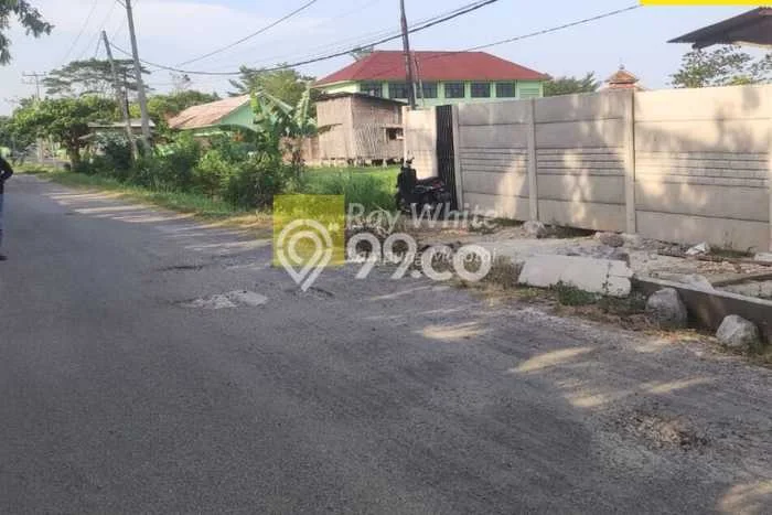 Tanah Area Berkembang di Sukarame, Luas 8000m2m², Dekat ke Pusat Kota Tanah Area Berkembang di Sukarame, Luas 8000m2m², Dekat ke Pusat Kota