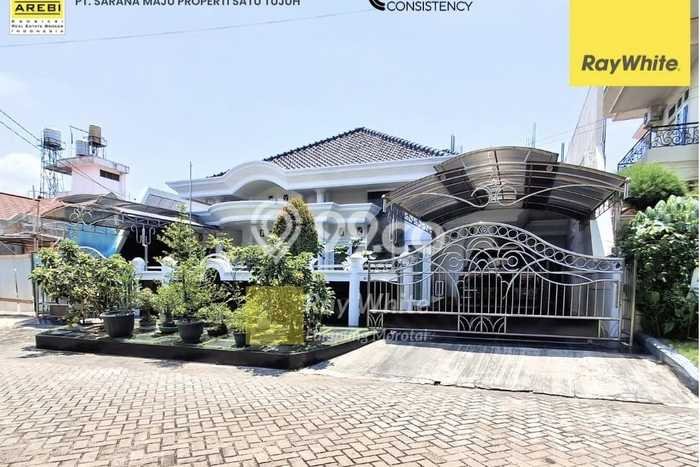 Dijual Rumah Mewah Exclusive di Way Halim, Bandar Lampung Dijual Rumah Mewah Exclusive di Way Halim, Bandar Lampung