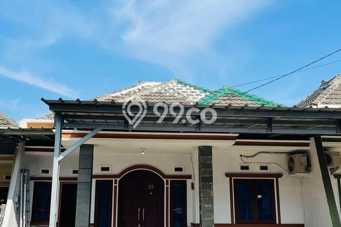 Hunian Cantik Modern Lb 70m2 di Rajabasa, Bandar Lampung Hunian Cantik Modern Lb 70m2 di Rajabasa, Bandar Lampung