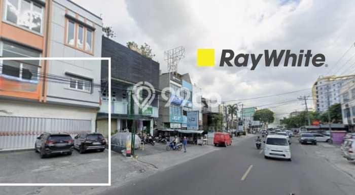 Area Strategis! Disewakan Ruko Lokasi Tanjung Karang Pusat, Bandar Lampung Cocok untuk Bisnis Area Strategis! Disewakan Ruko Lokasi Tanjung Karang Pusat, Bandar Lampung Cocok untuk Bisnis