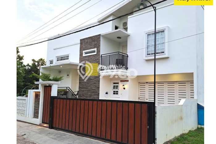 Dijual Cepat Rumah Bagus Siap Huni LB 250m2 di Tanjung Senang, Bandar Lampung Dijual Cepat Rumah Bagus Siap Huni LB 250m2 di Tanjung Senang, Bandar Lampung