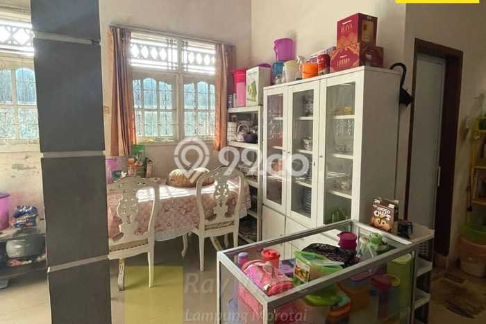 Rumah Modern Minimalis 4 Kamar Bisa Langsung Pindah di Tanjung Karang Barat Rumah Modern Minimalis 4 Kamar Bisa Langsung Pindah di Tanjung Karang Barat