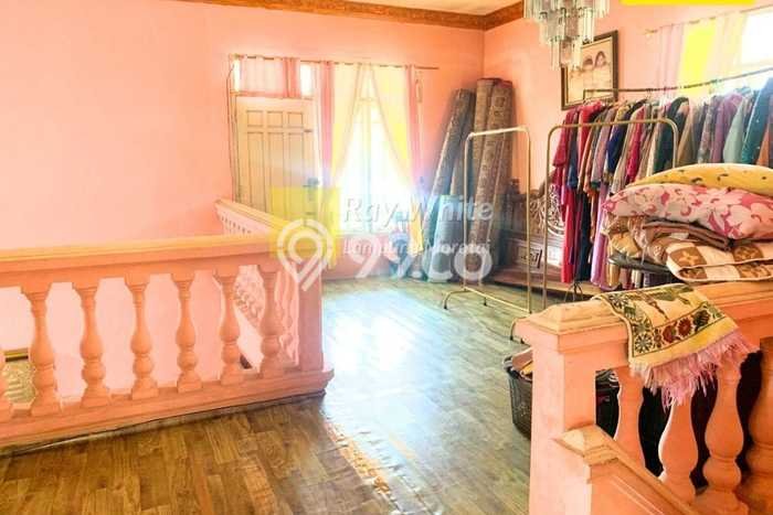 Rumah Modern Cantik 6 Kamar Siap Huni di Tanjung Karang Barat Rumah Modern Cantik 6 Kamar Siap Huni di Tanjung Karang Barat