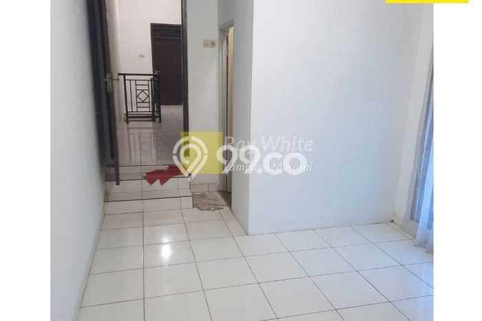 Hunian Cantik Modern Lb 150m2 di Tanjung Karang Pusat, Bandar Lampung Hunian Cantik Modern Lb 150m2 di Tanjung Karang Pusat, Bandar Lampung