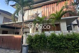 Rumah Luxury Modern Siap Huni di Renon Denpasar Rumah Luxury Modern Siap Huni di Renon Denpasar