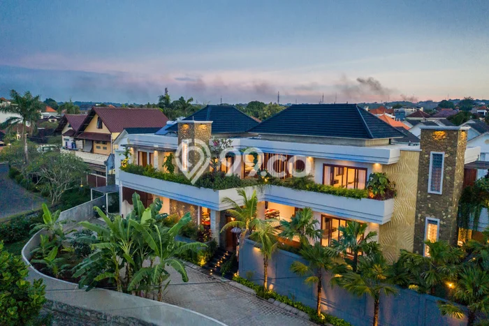 Rumah Luxury Modern Tanpa Renovasi di Jimbaran Badung Rumah Luxury Modern Tanpa Renovasi di Jimbaran Badung