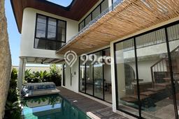 Vila Terawat Kawasan , Luas 185m2m², Lingkungan Asri dan nyaman Vila Terawat Kawasan , Luas 185m2m², Lingkungan Asri dan nyaman