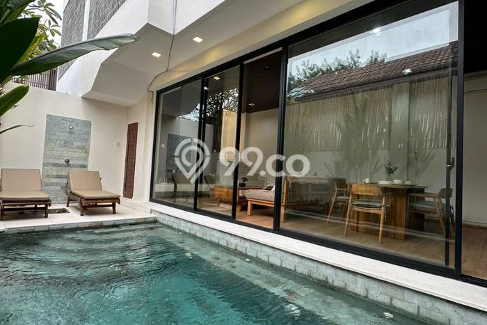 Ready to Use! Luxury House LT 116m2 Desain Modern di Seminyak Ready to Use! Luxury House LT 116m2 Desain Modern di Seminyak