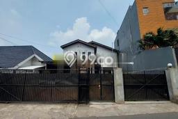 Rumah Lingkungan Nyaman kawasan Cipete, Jakarta Selatan, LT 408m² Bangunan 363m² Rumah Lingkungan Nyaman kawasan Cipete, Jakarta Selatan, LT 408m² Bangunan 363m²