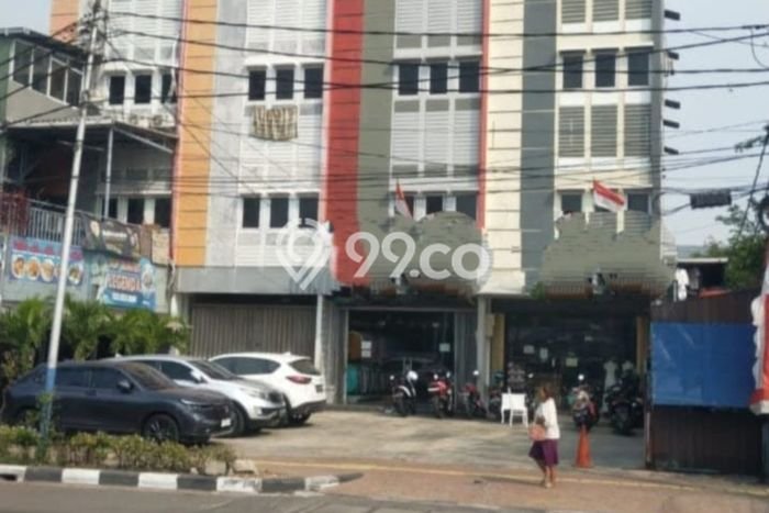 AREA SUPER PREMIUM! Ruko di Tubagus Angke, Luas 850m², Area Bisnis AREA SUPER PREMIUM! Ruko di Tubagus Angke, Luas 850m², Area Bisnis