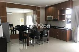 Rumah sewa siap pakai 4 KT di Cipete, Jakarta Selatan Rumah sewa siap pakai 4 KT di Cipete, Jakarta Selatan
