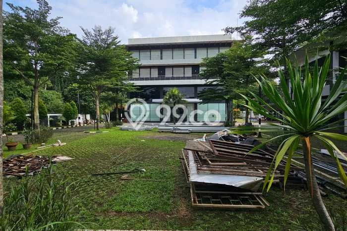 Kantor Dijual di Jakarta Selatan LT 6800m2 & LB 2500m2 Lokasi Terbaik! Kantor Dijual di Jakarta Selatan LT 6800m2 & LB 2500m2 Lokasi Terbaik!
