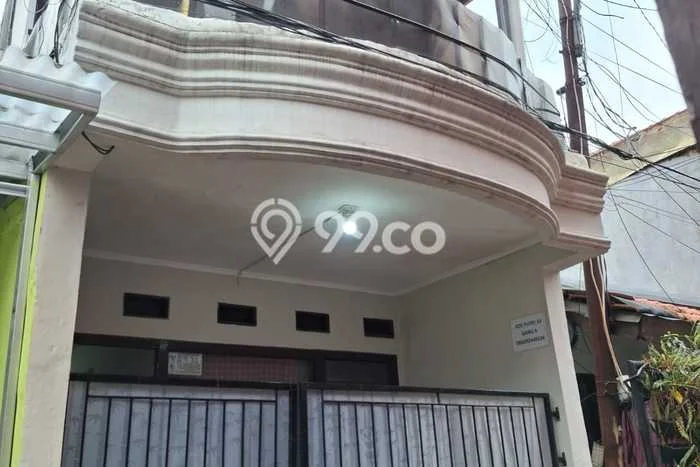 Dijual Kost di Kawasan Kebayoran Baru, Jakarta Selatan, Spesifikasi 0 KT, 3 KM, 100m2 Dijual Kost di Kawasan Kebayoran Baru, Jakarta Selatan, Spesifikasi 0 KT, 3 KM, 100m2