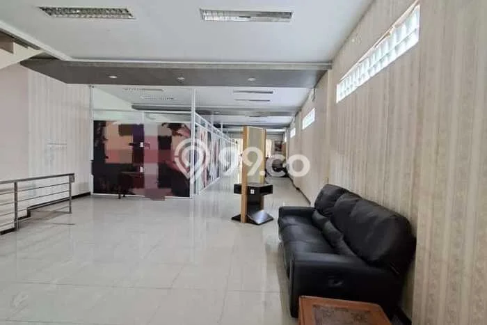 Unit Komersial Dijual di Bandung LT 519m2 & LB 750m2 Unit Komersial Dijual di Bandung LT 519m2 & LB 750m2