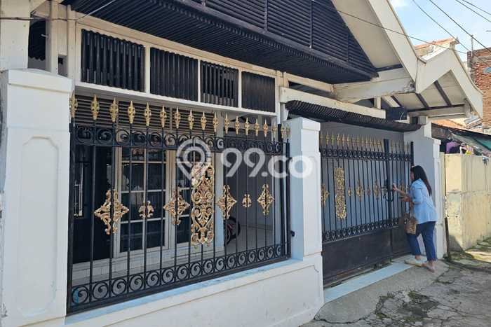 Dijual Rumah 3 Kamar Lokasi Ideal Nyaman dan Strategis di Batununggal Dijual Rumah 3 Kamar Lokasi Ideal Nyaman dan Strategis di Batununggal