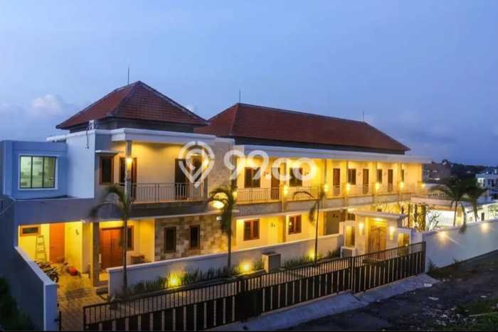 Ready to Use! Luxury House LT 554m2 Desain Elegan di Kerobokan Ready to Use! Luxury House LT 554m2 Desain Elegan di Kerobokan