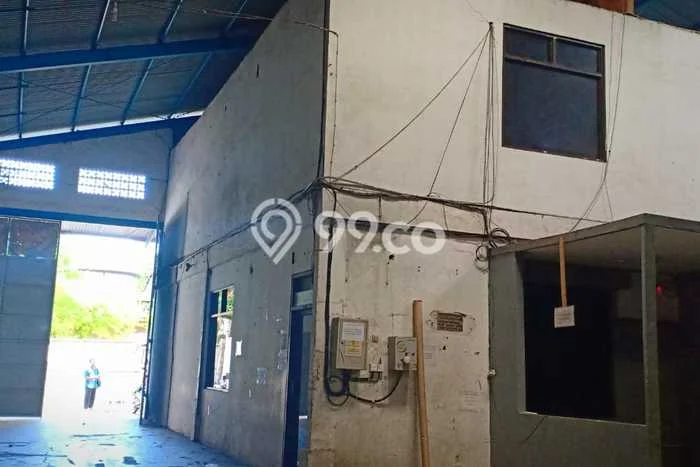 AREA BERKEMBANG! Gudang For Rent Kawasan Kerobokan Kaja, Luas 1500m², Siap Usaha AREA BERKEMBANG! Gudang For Rent Kawasan Kerobokan Kaja, Luas 1500m², Siap Usaha