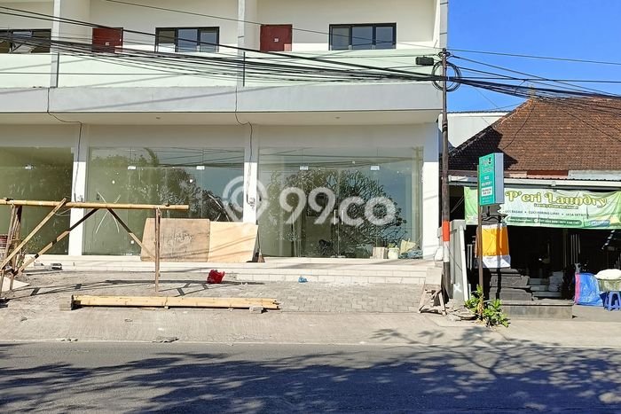 Ruko Area Strategis Kawasan Kerobokan Kelod, Luas 150m², Akses Utama Ruko Area Strategis Kawasan Kerobokan Kelod, Luas 150m², Akses Utama