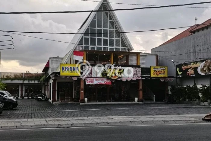 SENTRA BISNIS! Ruko Kawasan Dewi Sri, Luas 900m², Area Strategis SENTRA BISNIS! Ruko Kawasan Dewi Sri, Luas 900m², Area Strategis