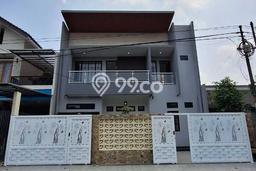 Siap Huni Hunian Elit 7 Kamar di Serpong Dekat ke Mana Saja Siap Huni Hunian Elit 7 Kamar di Serpong Dekat ke Mana Saja