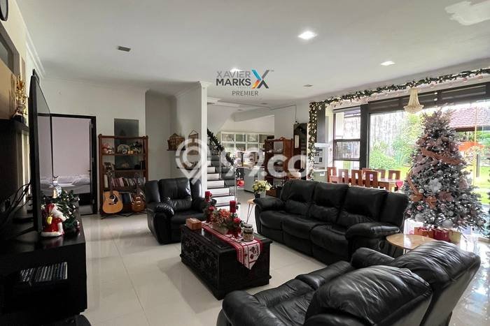 Dijual Rumah Luas Elegan Dengan View Cantik di Villa Puncak Tidar, Malang Dijual Rumah Luas Elegan Dengan View Cantik di Villa Puncak Tidar, Malang