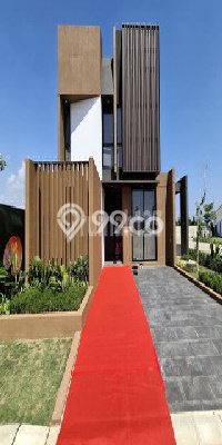 Rumah Nyaman di Tamalanrea, Makassar, Luas 120m² Bangunan 140m² Rumah Nyaman di Tamalanrea, Makassar, Luas 120m² Bangunan 140m²