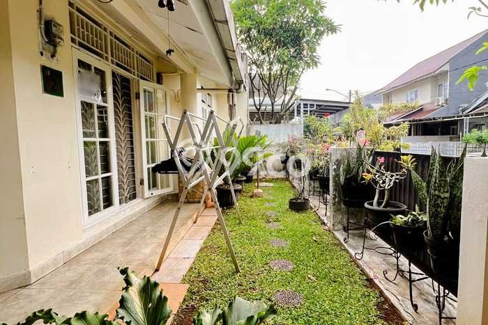 Rumah Elit Modern Siap Huni di Sektor 9-Bintaro Tangerang Selatan Rumah Elit Modern Siap Huni di Sektor 9-Bintaro Tangerang Selatan