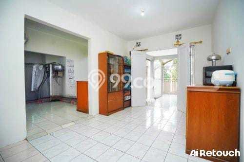Rumah Minimalis 3 Kamar LT 193m2 di Graha Raya Rumah Minimalis 3 Kamar LT 193m2 di Graha Raya