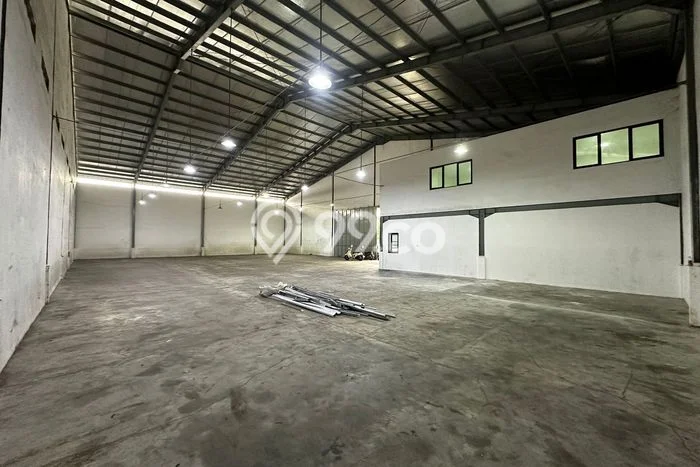 Gudang untuk disewa di Periuk punya LT 2000m2 & LB 804m2 harga sewa kompetitif Gudang untuk disewa di Periuk punya LT 2000m2 & LB 804m2 harga sewa kompetitif