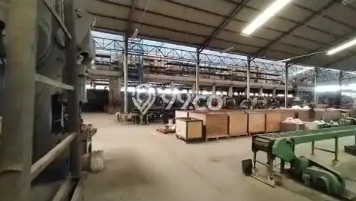 Gudang Komersial Disewakan di Curug Tangerang Luas 3200m2 Gudang Komersial Disewakan di Curug Tangerang Luas 3200m2