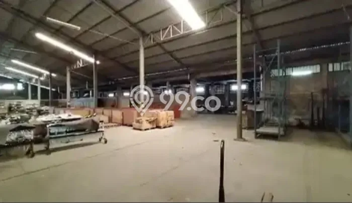 Gudang Komersial Disewakan di Curug Tangerang Luas 3200m2 Gudang Komersial Disewakan di Curug Tangerang Luas 3200m2