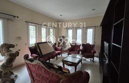 Rumah Elit LB 400m2 Siap Pakai Desain Elegan di Kota Baru Parahyangan, Bandung Rumah Elit LB 400m2 Siap Pakai Desain Elegan di Kota Baru Parahyangan, Bandung