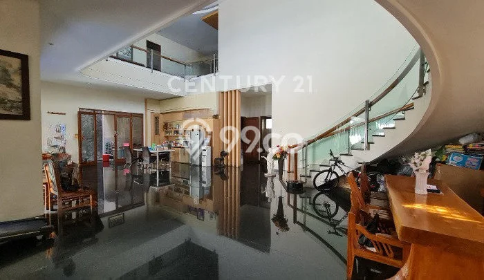Rumah Elit Modern Tanpa Renovasi di Cipaganti Bandung Rumah Elit Modern Tanpa Renovasi di Cipaganti Bandung