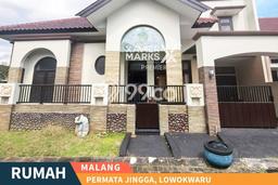 Rumah Luxury Modern Siap Huni di Soekarno Hatta Malang Rumah Luxury Modern Siap Huni di Soekarno Hatta Malang