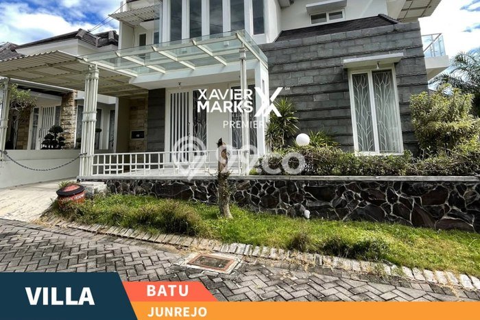 Dijual! Vila Kawasan Junrejo, Dimensi 152m2m², Lokasi Strategis Dijual! Vila Kawasan Junrejo, Dimensi 152m2m², Lokasi Strategis