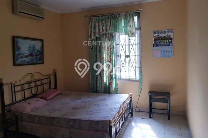 Disewakan! Rumah 5 Kamar Tidur &
5 Kamar Mandi di Kota Wisata, Bogor Disewakan! Rumah 5 Kamar Tidur &
5 Kamar Mandi di Kota Wisata, Bogor