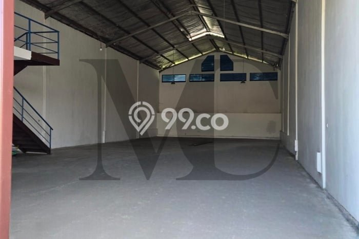 Unit Gudang Paling Strategis di Balikpapan Utara Balikpapan dengan LB 360m2 Unit Gudang Paling Strategis di Balikpapan Utara Balikpapan dengan LB 360m2