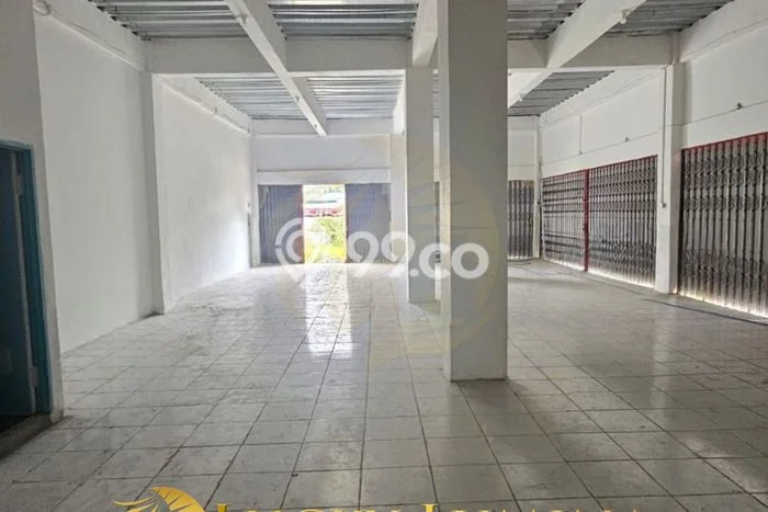 Disewakan Gudang di Pusat Kota Balikpapan Ramai Strategis Disewakan Gudang di Pusat Kota Balikpapan Ramai Strategis