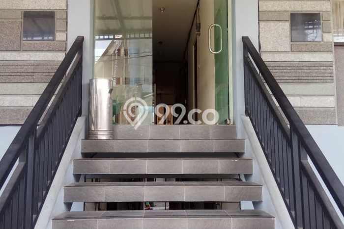 Rumah Elit LB 450m2 Siap Pakai Desain Elegan di Asia Afrika, Bandung Rumah Elit LB 450m2 Siap Pakai Desain Elegan di Asia Afrika, Bandung