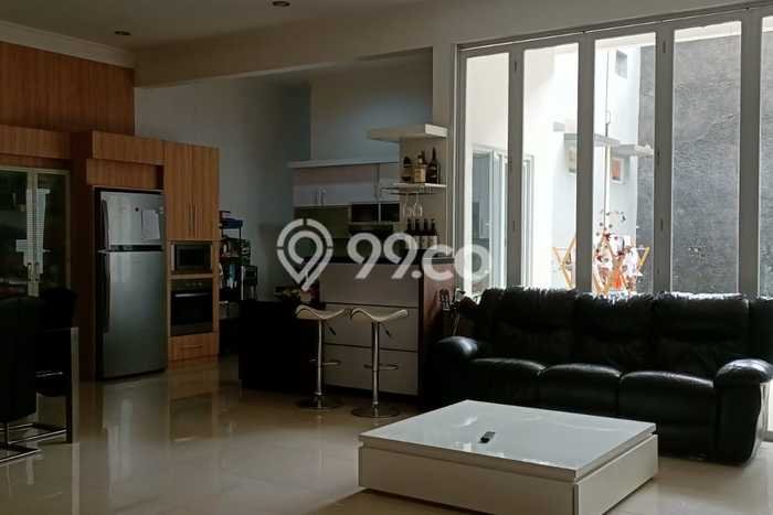 Ready to Use! Luxury House LT 250m2 Desain Modern di Caringin Ready to Use! Luxury House LT 250m2 Desain Modern di Caringin